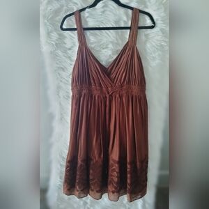 🍂 Banana Republic Brown Midi Dress – Earthy Elegance with a Twist 🍂